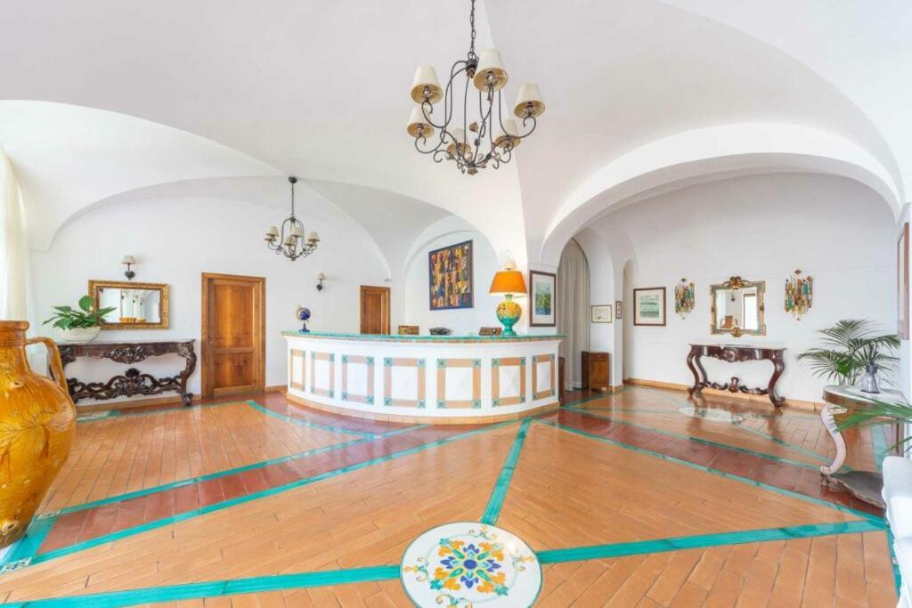 Hotel San Francesco Майорі Екстер'єр фото